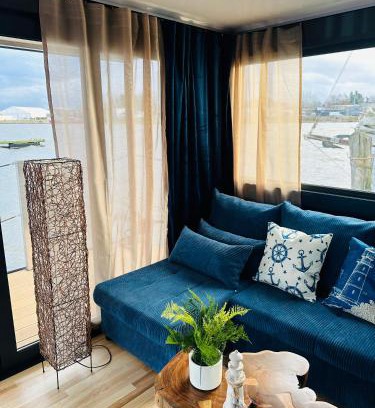 St. Andreas Boat Rental | Premium Hausboot Blaue Lagune