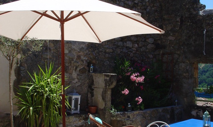 Duniere-sur-Eyrieux House | Pretty house in picturesque Ardèche hamlet. Cycling on Dolce Via, rivers.