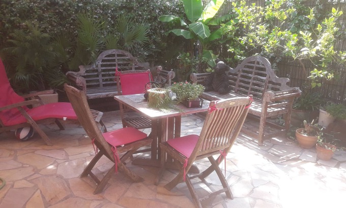 Villeneuve-Loubet House | Pretty Villa in private domain, terraces, clim, 2 swimming pools, tennis, restaurant, park