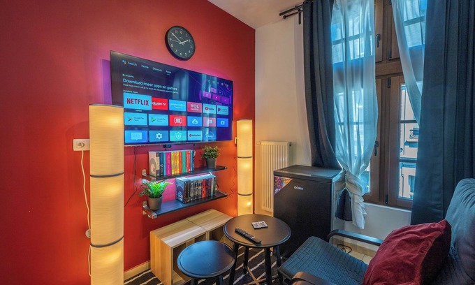 Stalingrad Apartment | Prime Duplex Suite in Brussels Central