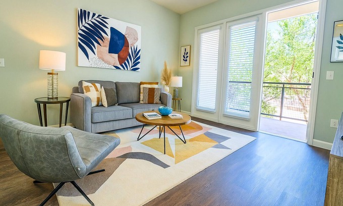 Houston Apartment | Prime Galleria Stay Pool & Fitness Havenn "HPLE"