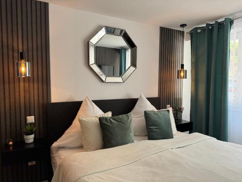 Karlsruhe City Centre Apartment | Prime Host Dream