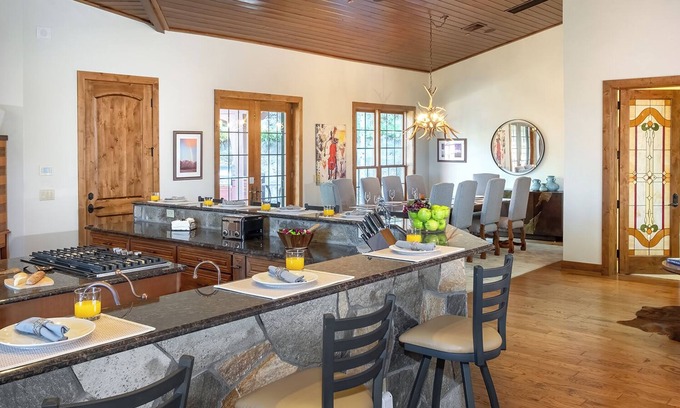 Steamboat Springs House | Prime Location with Hot Tub + Theater Room + Close to Slopes - Apex Lodge South