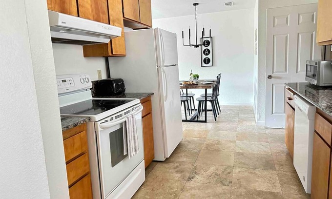 Oakhurst House | Prime Location Yosemite Expedition by Casa Oso