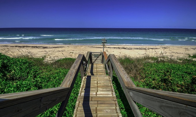 Melbourne Beach House | Pristine and Private Oceanfront Estate, Sleeps 12