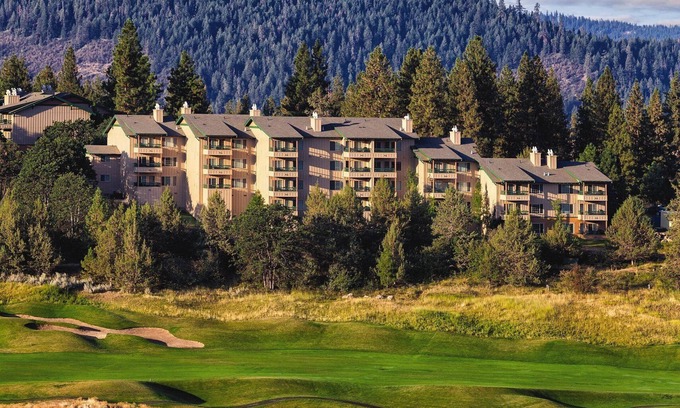 Klamath Falls Resort | Pristine beauty and a multiplicity of outdoor activities!