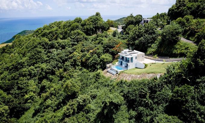 Camino Nuevo House | Private 2BR/2.5 BA W. Ocean View & Infinity Pool