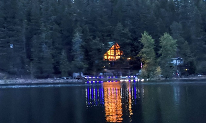 East Kootenay Villa | Private beach. Exquisite 3 Level 3500 sq ft Lake House. Accommodates 14 guests.