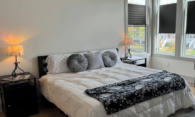 North Nashville House | Private Bed/Bath in Shared Home Free Fast WiFi in trendy Nashville neighborhood!