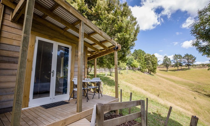 Whangarei Cabin | Private Cabin minutes drive from the city centre and local tourist attractions