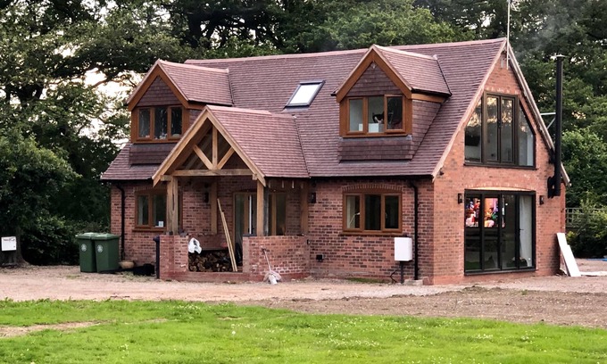 Wixford House | Private Entry Double Bedroom With Beautiful Views!