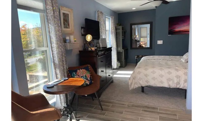 Arden Ski Chalet | Private Guest Suite in the Blue Ridge Mountains with separate entrance
