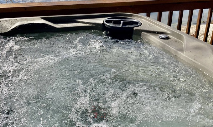 Branson Cabin | Private Hot Tub! Kayaks. Serene Lakefront. Pool.