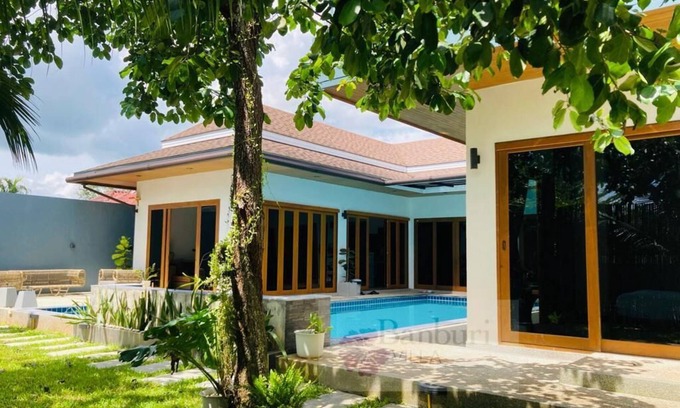 Krabi Villa | Private Pool Villa - 5 min from beach.