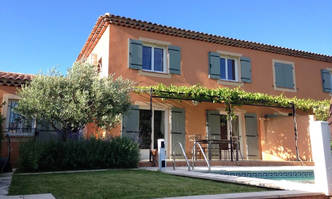 Puyloubier Villa | PRIVATE POOL VILLA PUYLOUBIER