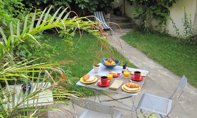 Malakoff House | Private room, Breakfast and Garden