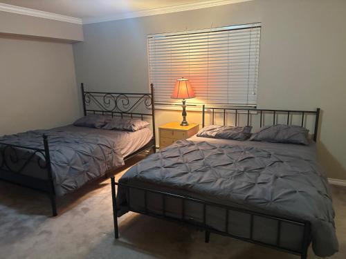 Delta House | Private Room Near Scott Road, Transit, Shopping, Airport 25 Min