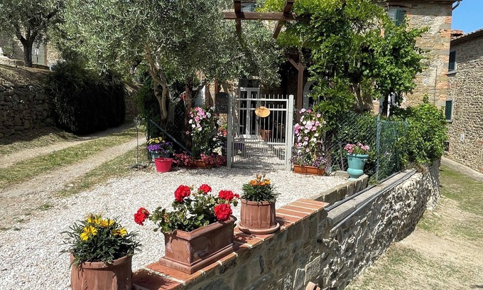 Tuoro sul Trasimeno Other | Private Stone Cottage with Starlink & Lake Views - Remote Workers' Dream!