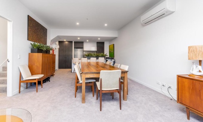 Braddon Apartment | Private Studio Room in the Heart of Braddon