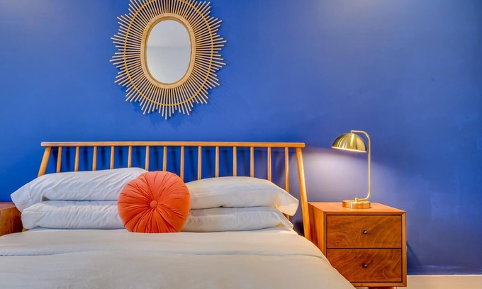 West End House | Private Suite in Historic Austin B&B: Sleeps 4!