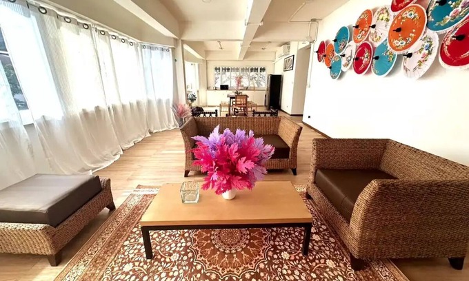 Chakkrawat Apartment | Private Full-Floor Spacious 5BR in China Townnn