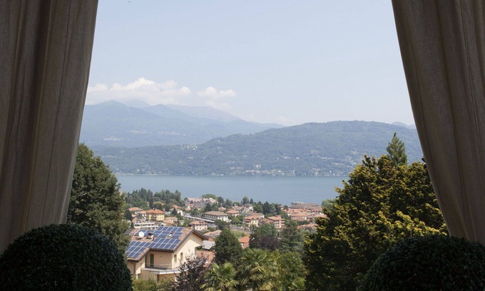 Baveno Villa | Private Villa with private pool, sauna, A/C, WIFI, hot tub, TV, patio, panoramic view, parking