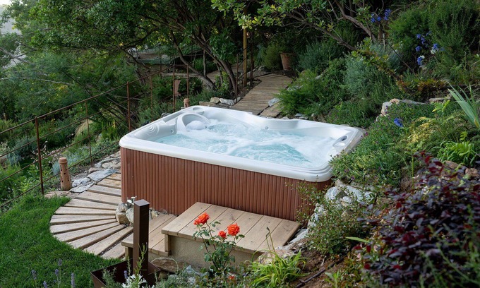 Seravezza Villa | Private Villa with WIFI, A/C, hot tub, sauna, balcony, panoramic view, close to Forte Dei Marmi
