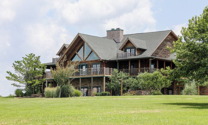 Castalian Springs House | Privately owned Retreat Center on 200 acres.