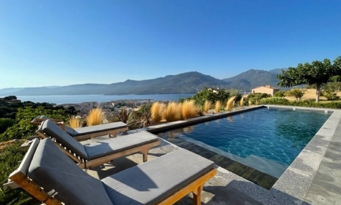 Propriano House | Propriano Casa di Rifuju- Spacious house-Sea view-Garden 1200m2-Port-5'car
