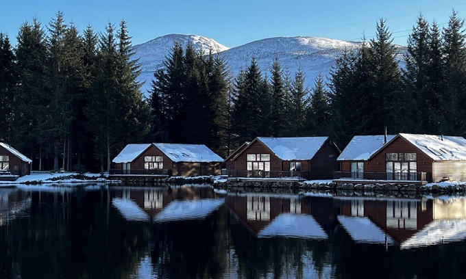 Foss Cottage | PTARMIGAN LODGE, family friendly, with a garden in Aberfeldy