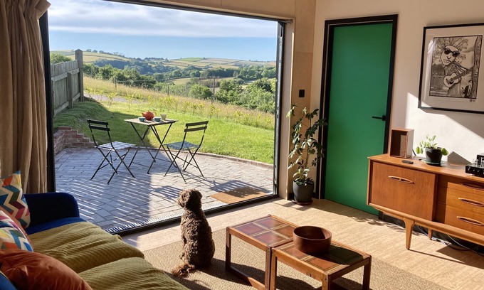 Saltash Cabin | Pur Dhu - a Cornish bolt hole