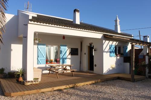 Sagres Bed & Breakfast | PuraVida Divehouse