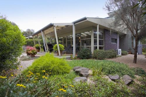 Anglesea House | Purfect Purnell