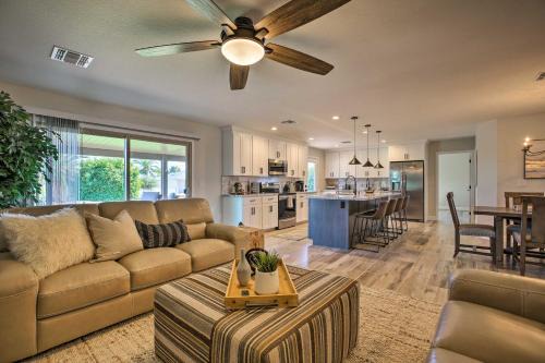 Sun City West House | Putting Green, Community Perks Sun City West Home