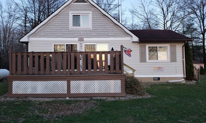Pymatuning Central Cottage | Pymatuning Lake Cottage!