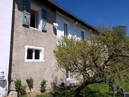 Saint-Gaudens Apartment | Pyrenees Vue Gite - Le Plus de Commentaires Positifs - Vues Fantastique, Calme, Jardin, Parking Sur Place
