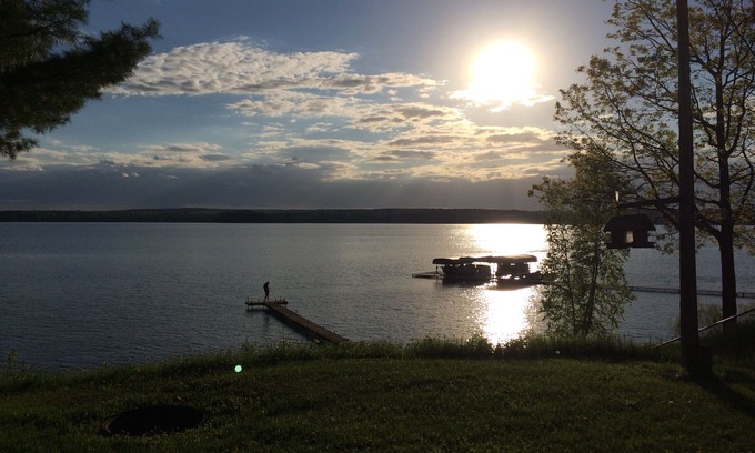 Crandon Cabin | Quaint Cabin With Awesome Views of Lake Metonga