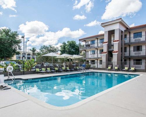 West Kissimmee Hotel | Quality Inn & Suites By the Parks