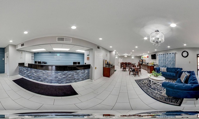Roselawn Finance Hotel | Quality Inn & Suites Cincinnati Uptown Norwood