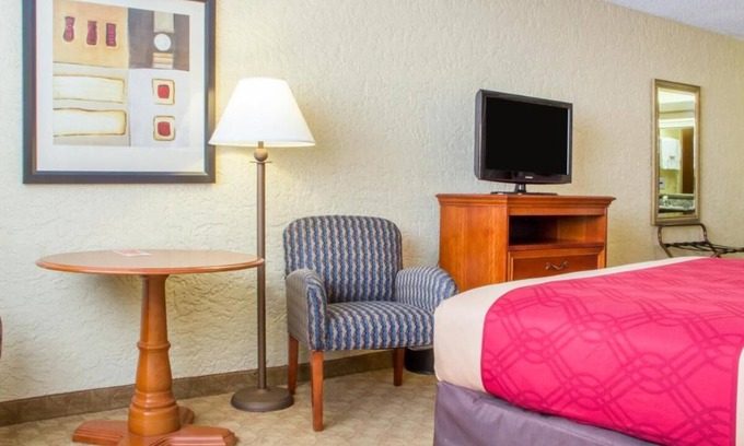 Broken Arrow House | Quality Rooms With Superb Amenities