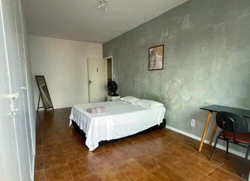 Barra House | Quarto a 150m da Praia do Farol da Barra III