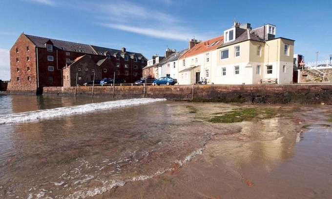 North Berwick House | Quayside Cottage