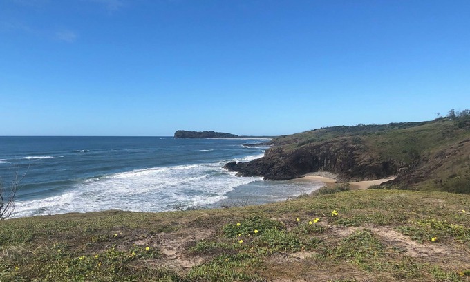 Orchid Beach House | Ques R & R at Orchid Beach. Water views with sea breeze. Relaxing Holiday House.