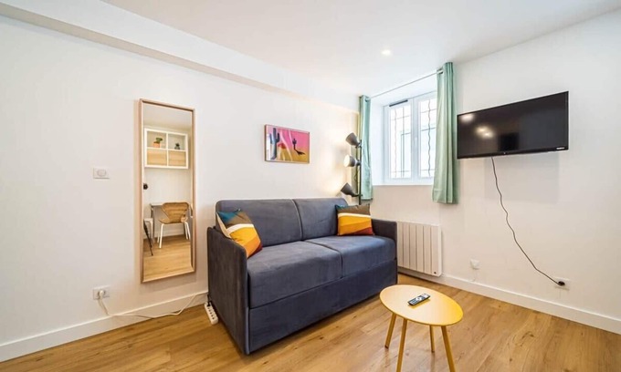 Sainte-Foy-les-Lyon Apartment | Quiet & Comfortable Studio | Near Lyon | Sainte-Foy-lès-Lyon
