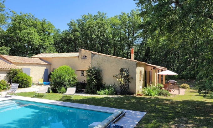 Chantemerle-les-Grignan House | Quiet house surrounded by trees with swimming pool in Drôme provençale!