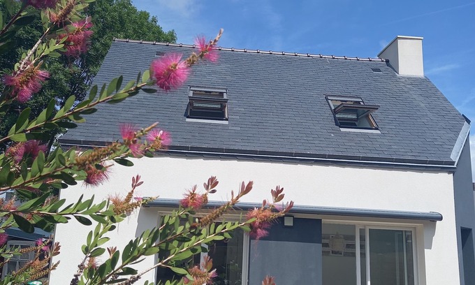 Loctudy House | Quiet house in loctudy 06.72.64.97.45 300m from the sea and gr34, 3 stars