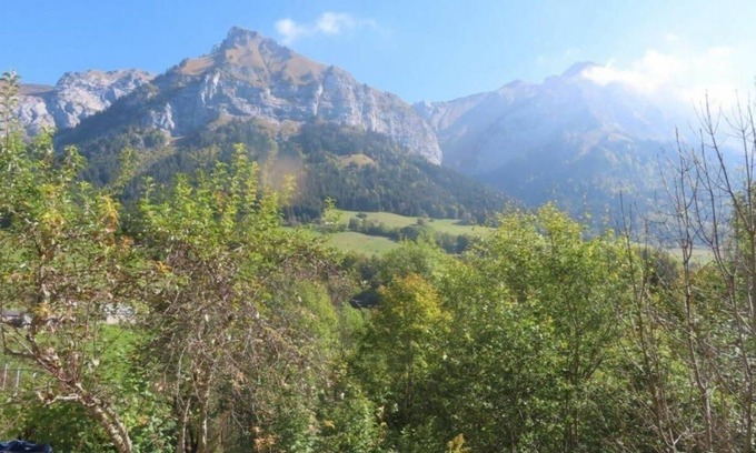 Menthon-Saint-Bernard Apartment | Quiet mountain apartment