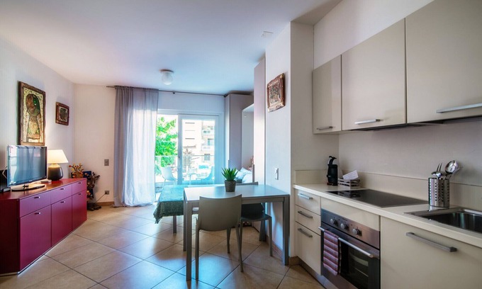Lugano Apartment | Quiet studio apartment near Lugano lakeside promenade -PRESTIGE 7