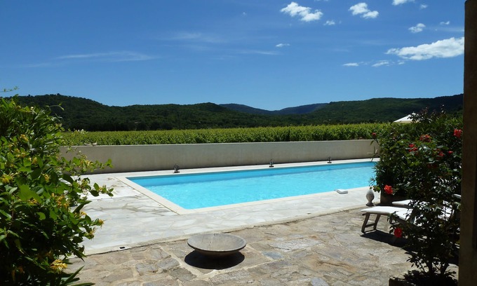 Cogolin Villa | Quiet vineyards, Gulf of Saint Tropez, beautiful villa, private pool.