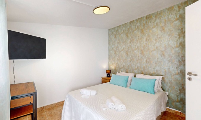 Albufeira Ski Chalet | Quinta Casalinho - Studio Coelha
